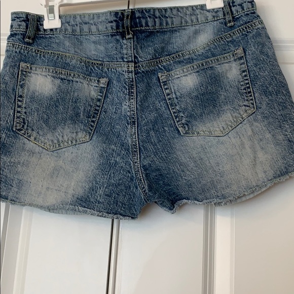 High Rise Jean Shorts - Picture 4 of 5